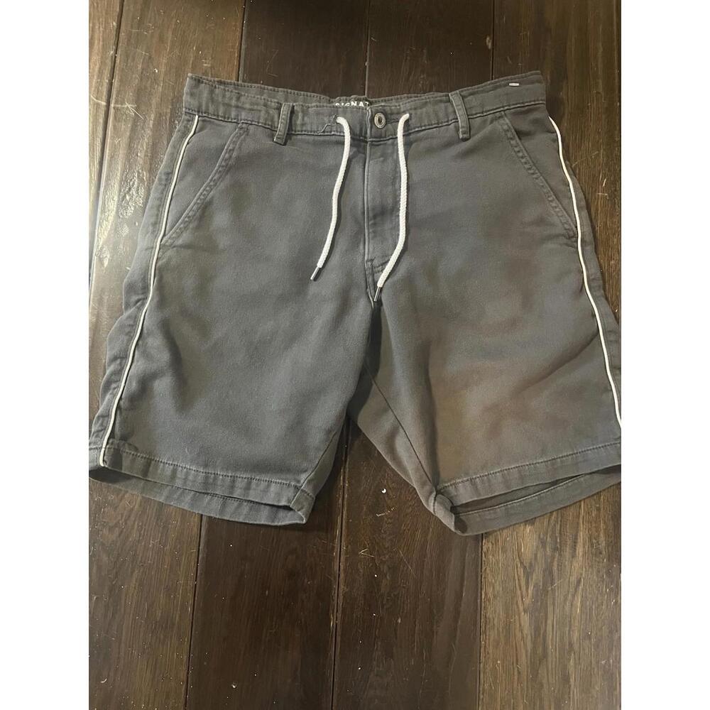 Grey shorts with a small white side design!